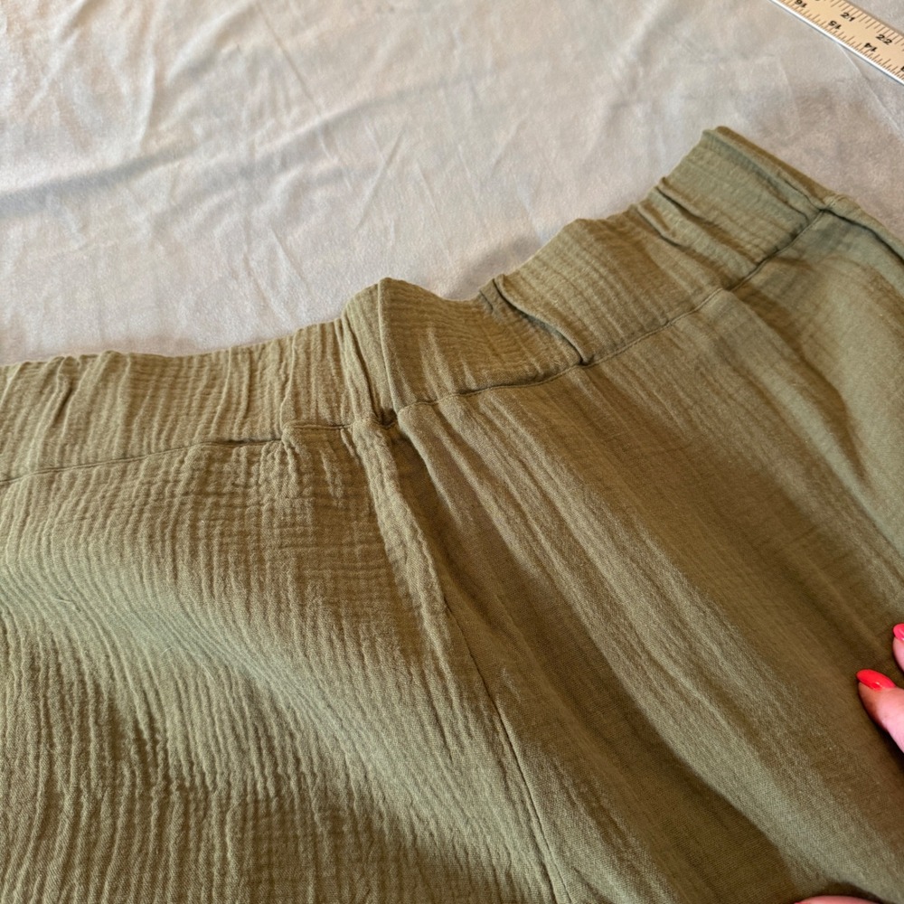 One5One Womens Wide Leg Pants XL Olive Green Cotton Gauze Crinkle Coastal Boho - Picture 3 of 8